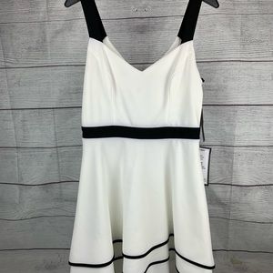 City Studio Ivory and Black Hi Low Hem Dress Size 11